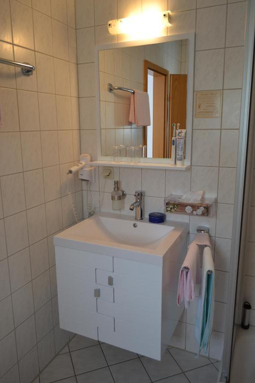 Hotel & Restaurant Zur Linde Freital Ngoại thất bức ảnh