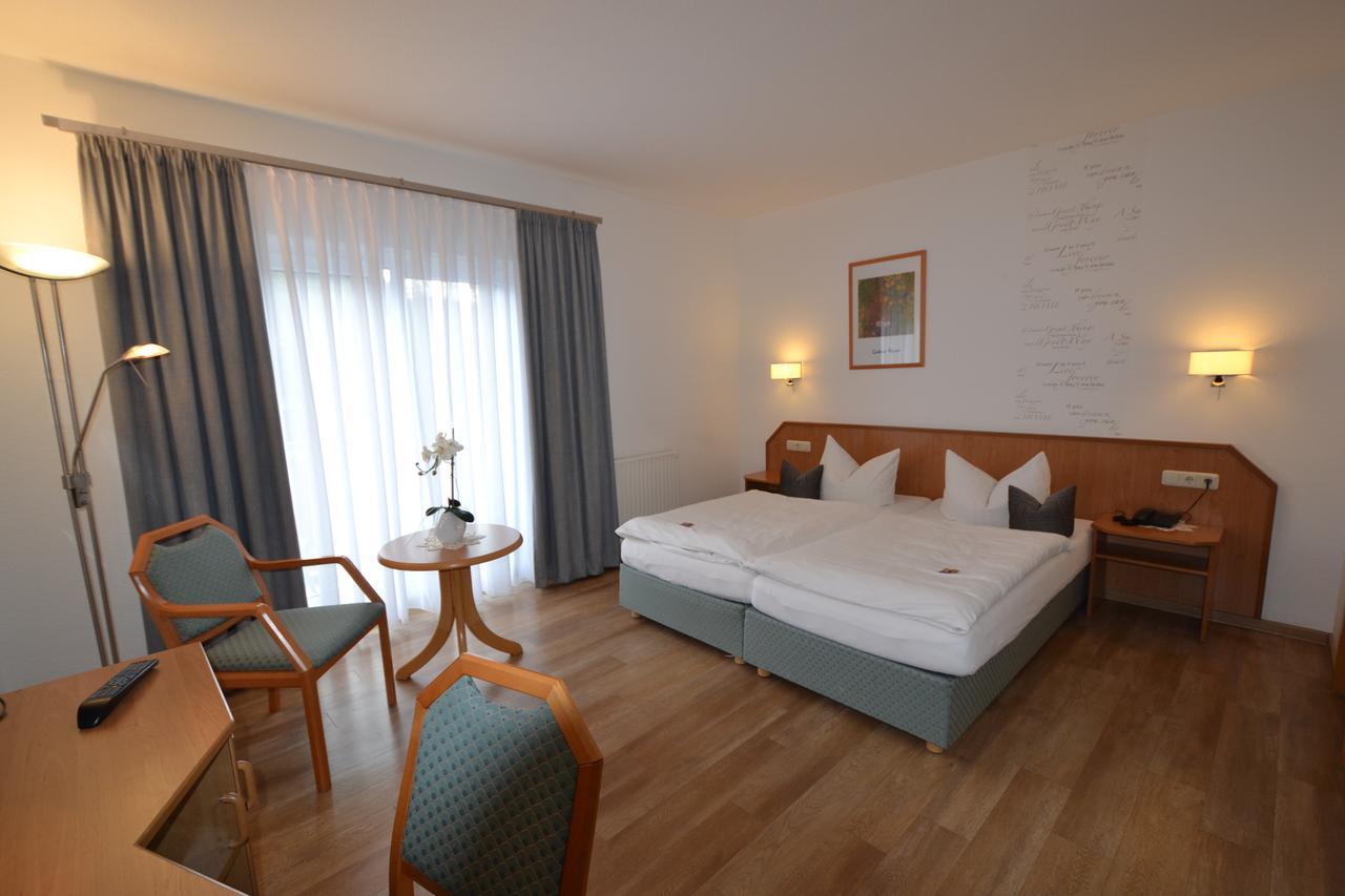 Hotel & Restaurant Zur Linde Freital Ngoại thất bức ảnh